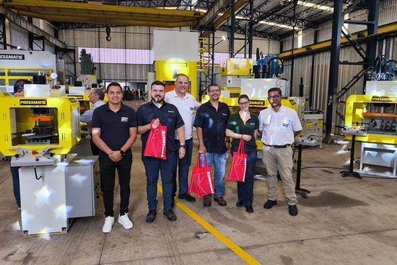 Visitas de clientes de araraquara Bombas Lumagi 